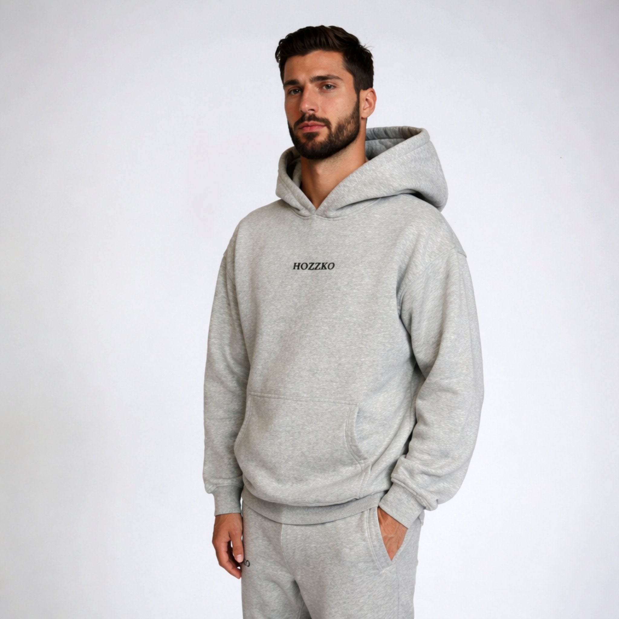 HOZZKO HOODIE – Oversized, Heavyweight & Ultra-Cozy Fleece Comfort