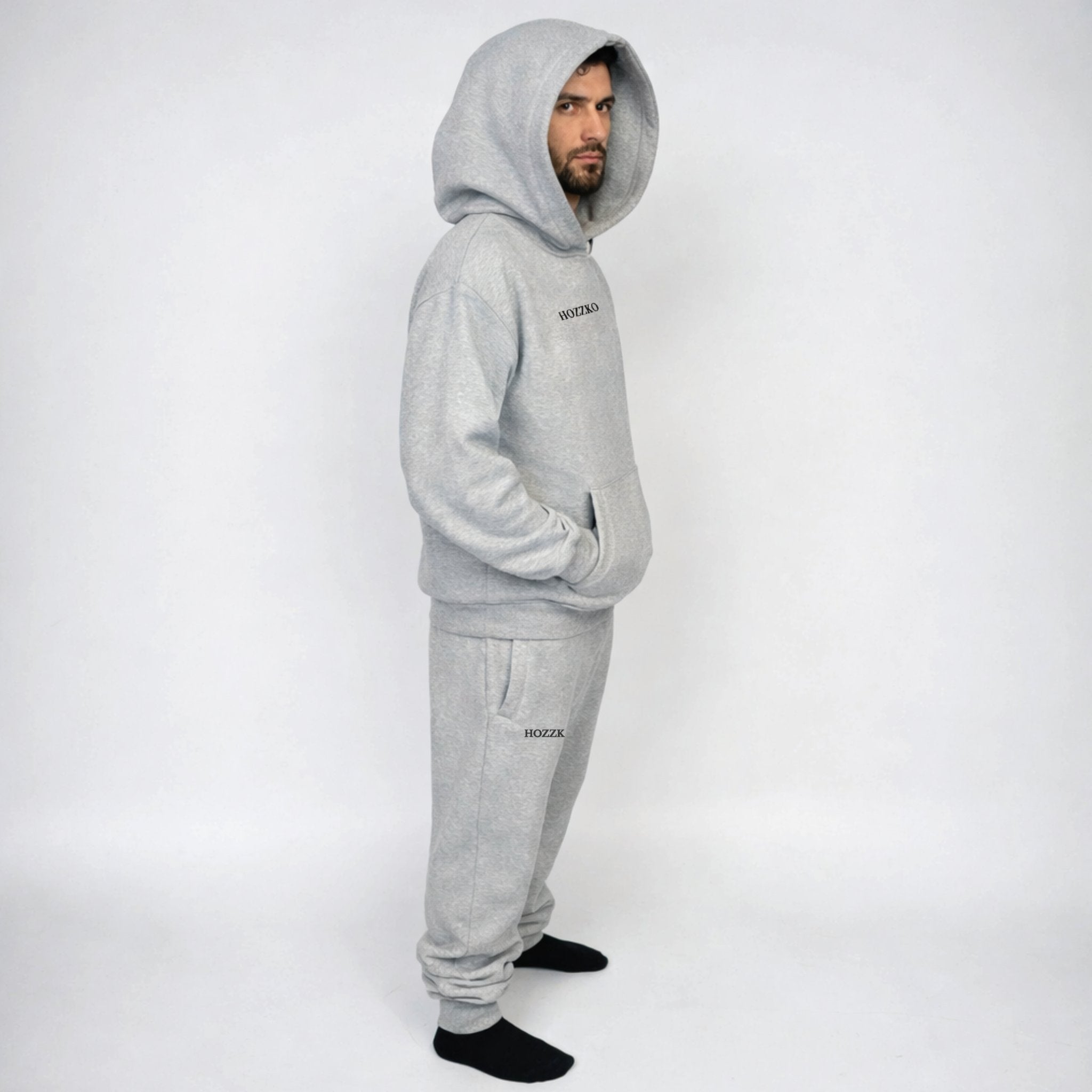 HOZZKO HOODIE – Oversized, Heavyweight & Ultra-Cozy Fleece Comfort